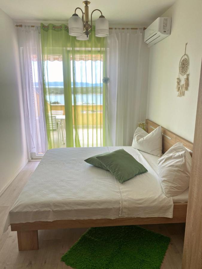 Hotel The Manzoni Family 2 Punat Exterior foto